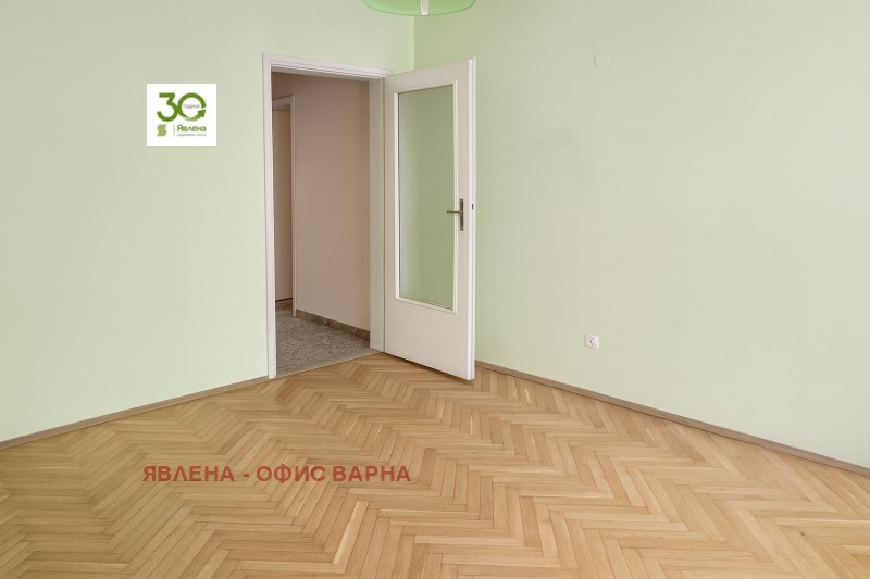 Продава 4-СТАЕН, гр. Варна, Централна поща, снимка 6 - Апартаменти - 52876074