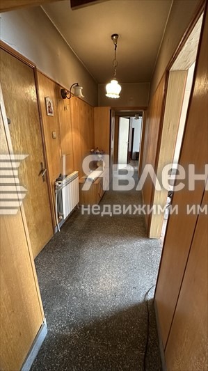 Продава ЕТАЖ ОТ КЪЩА, гр. Ботевград, област София област, снимка 5 - Етаж от къща - 54059336