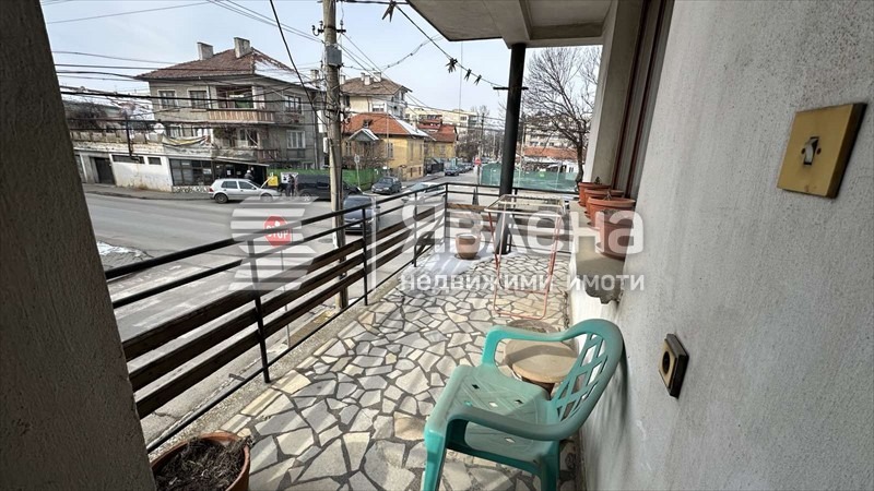 Продава ЕТАЖ ОТ КЪЩА, гр. Ботевград, област София област, снимка 3 - Етаж от къща - 54059336