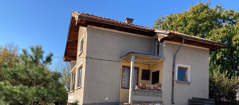 Продава  Къща област Пловдив , с. Татарево , 130 кв.м | 82753632