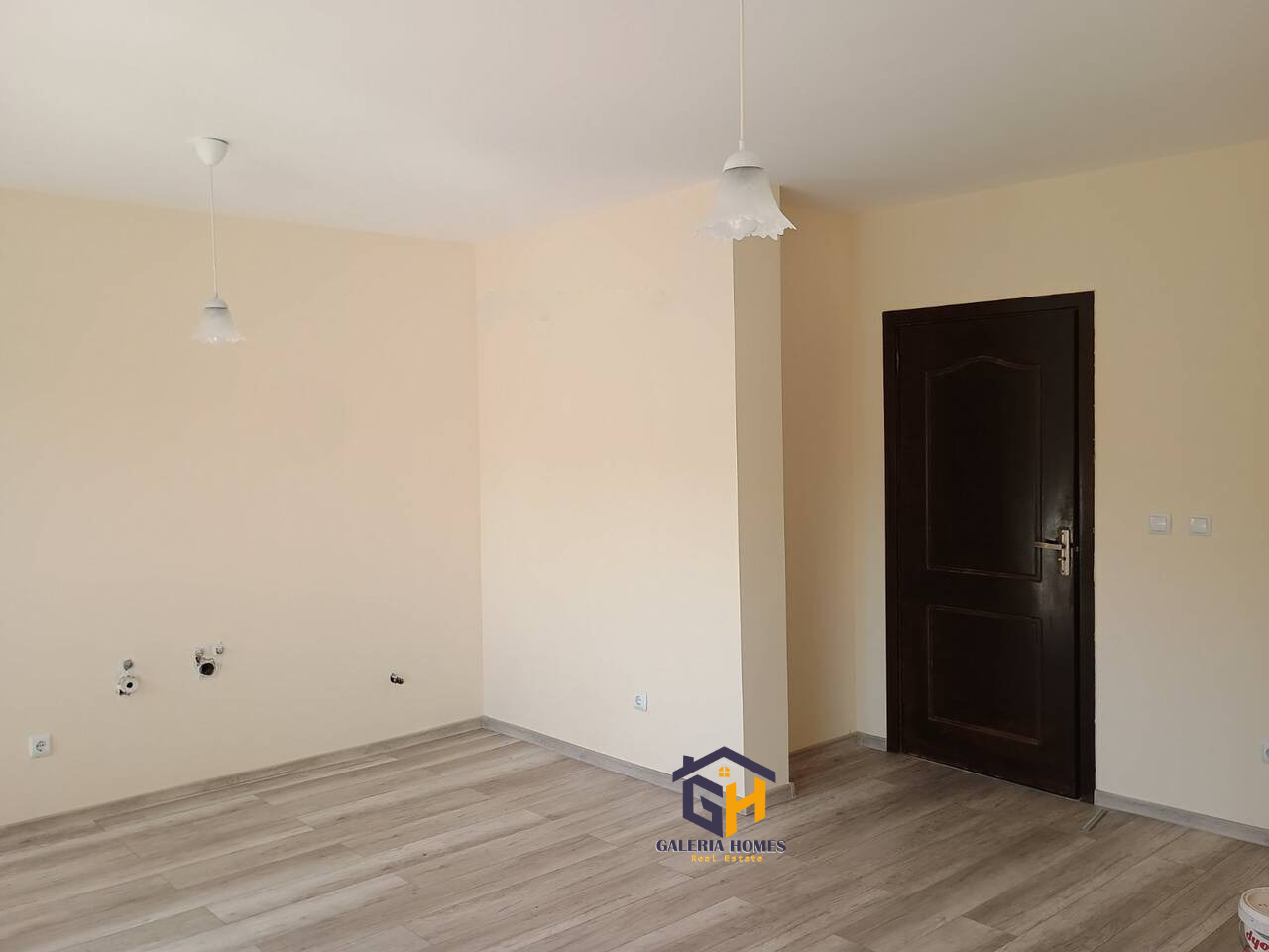 Продава 2-СТАЕН, гр. Бургас, Изгрев, снимка 2 - Апартаменти - 55723200