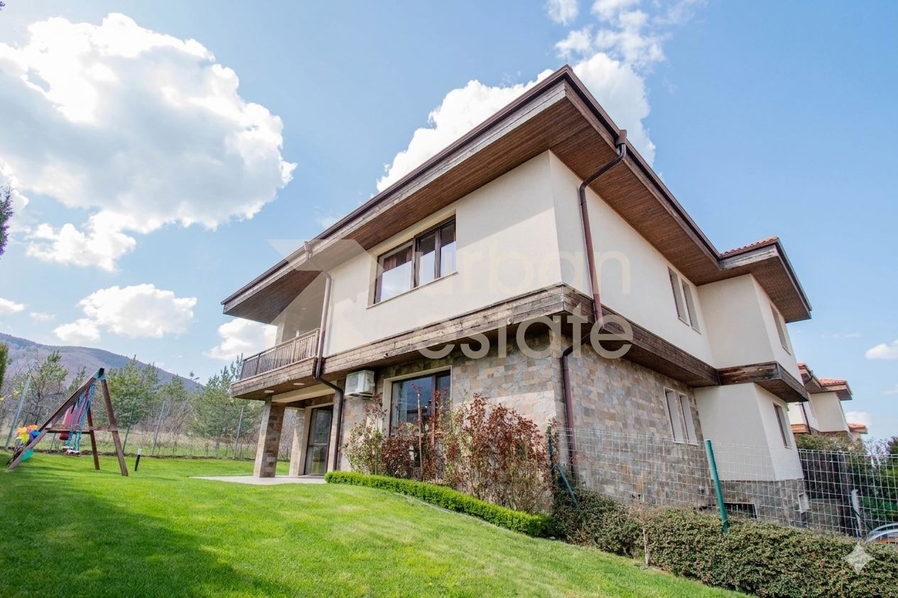Продава КЪЩА, гр. София, с. Бистрица, снимка 2 - Къщи - 56675669