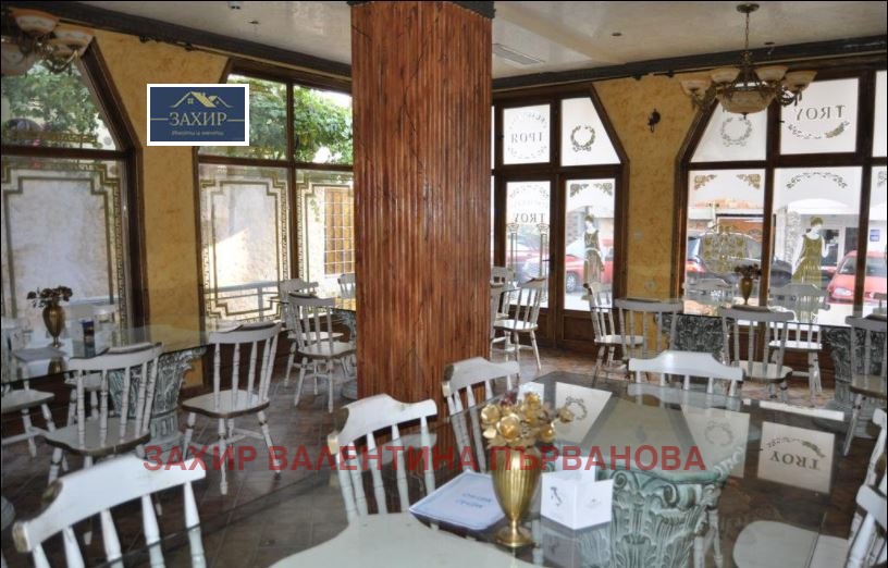 Продава ХОТЕЛ, гр. Свети Влас, област Бургас, снимка 2 - Хотели - 54085148