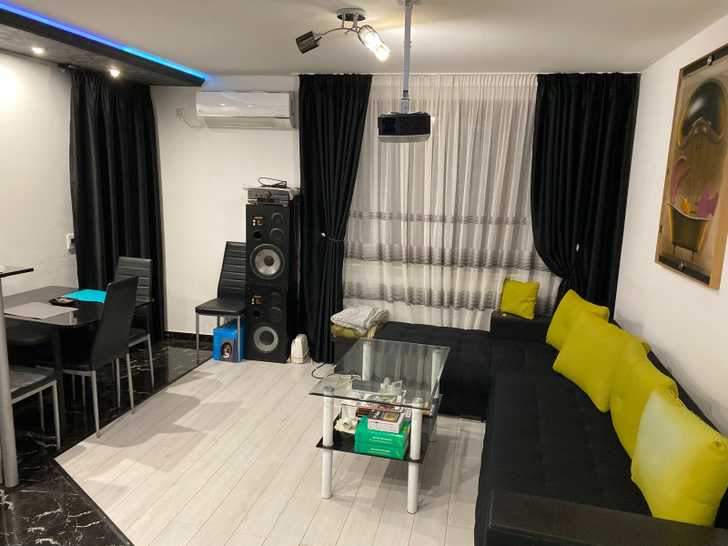 De vânzare  1 dormitor Sofia , Boiana , 69 mp | 99107135