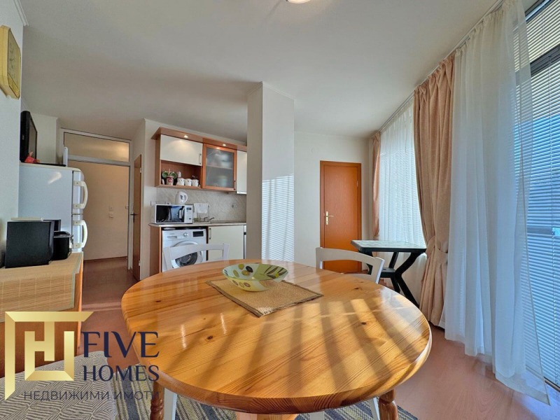 Till salu  2 sovrum region Burgas , k.k. Slantjev brjag , 69 kvm | 92134855