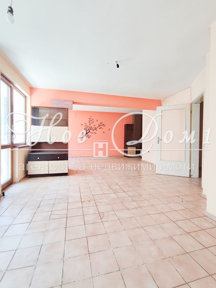 Продава 3-СТАЕН, гр. Варна, Лятно кино Тракия, снимка 2 - Апартаменти - 53184859