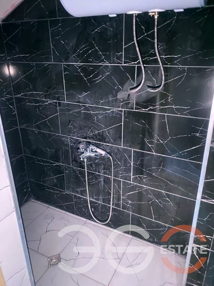 Продава АТЕЛИЕ, ТАВАН, гр. Варна, Колхозен пазар, снимка 2 - Апартаменти - 53068126