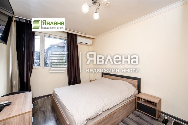 Продава ЕТАЖ ОТ КЪЩА, гр. София, област София-град, снимка 11 - Етаж от къща - 53001620