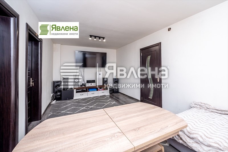 Продава ЕТАЖ ОТ КЪЩА, гр. София, област София-град, снимка 7 - Етаж от къща - 53001620