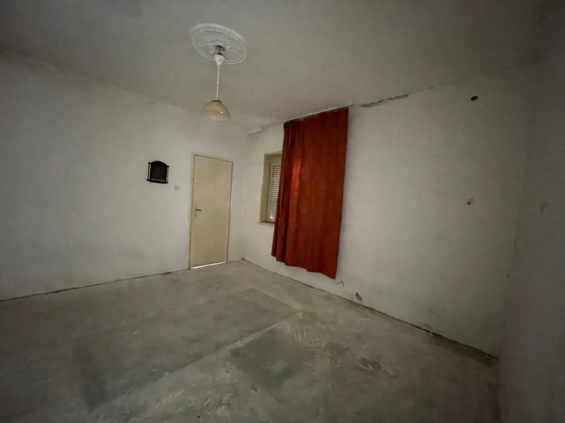 Продава КЪЩА, гр. Раднево, област Стара Загора, снимка 7 - Къщи - 52385147