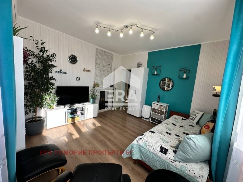 Продава КЪЩА, с. Подвис, област Бургас, снимка 10 - Къщи - 53427904