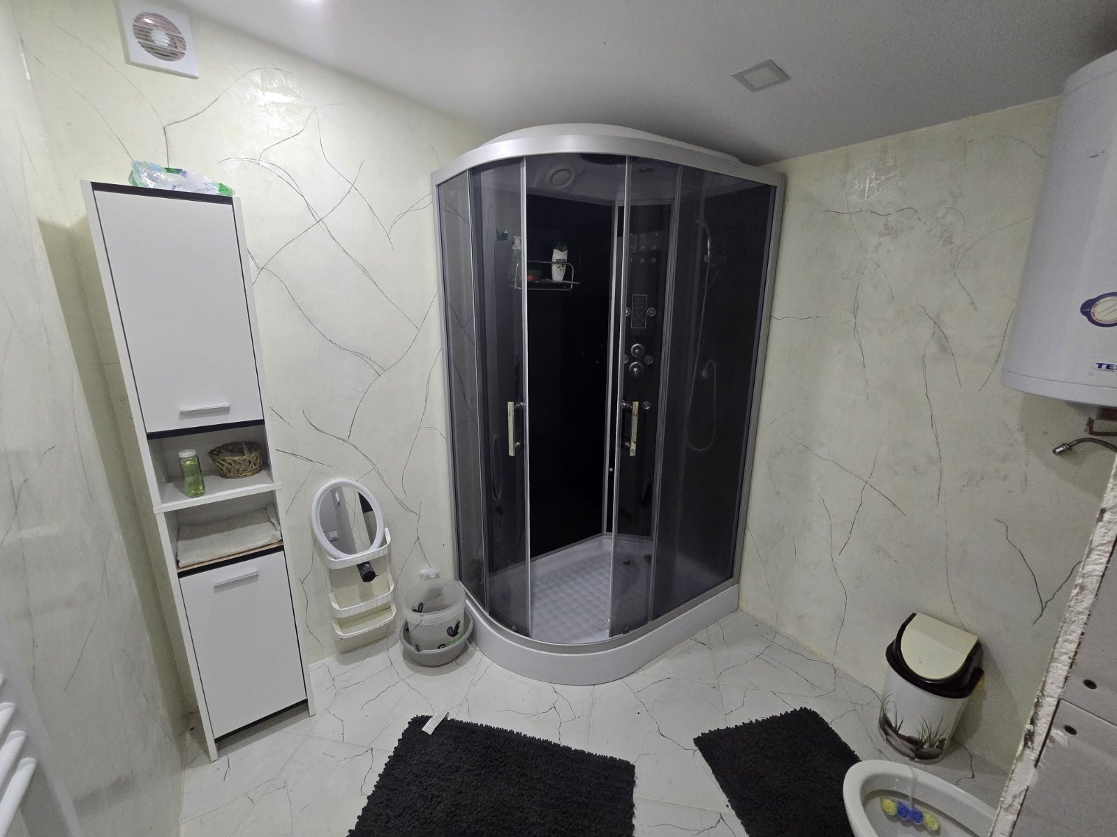 Продава КЪЩА, гр. Шумен, м-т Под Манастира, снимка 12 - Къщи - 55900034