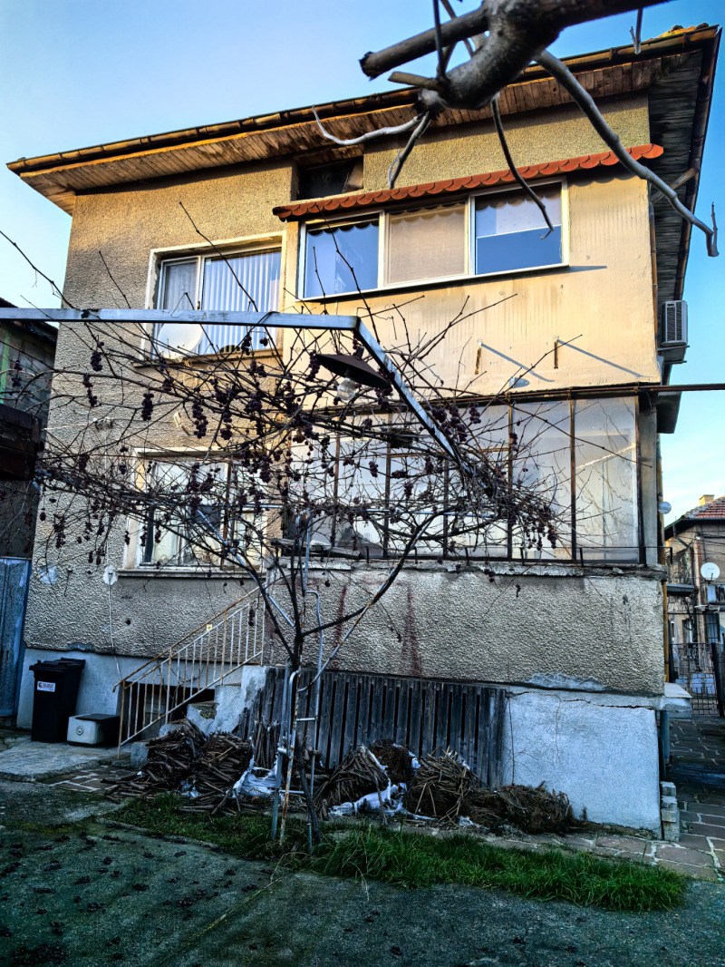 Продава КЪЩА в град Перник, Клепало - 190 кв.м / 160 000 € » 312 932.80 лв., ВАЛ ИМОТИ