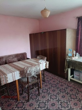 Продажба на имоти в с. Драгановци, област Габрово - изображение 2 