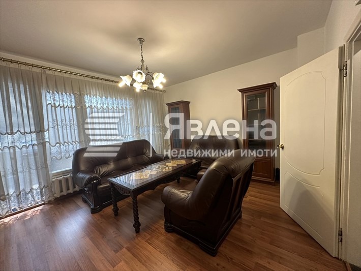 Продава  2-стаен град Пловдив , Изгрев , 64 кв.м | 87997380 - изображение [2]