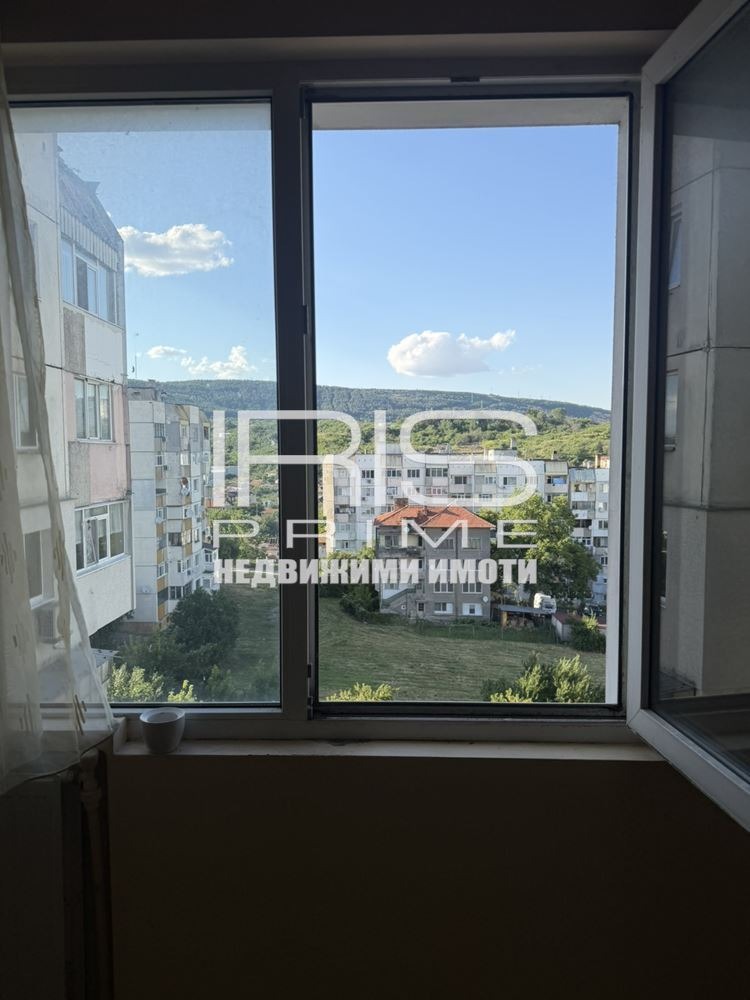 Продава 2-СТАЕН, гр. Шумен, Болницата, снимка 3 - Апартаменти - 55568689