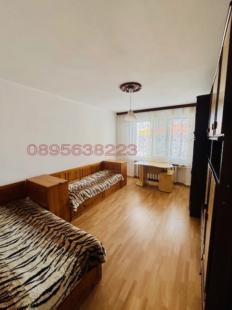 Продава  4-стаен град Шумен , Център , 120 кв.м | 88157754 - изображение [7]