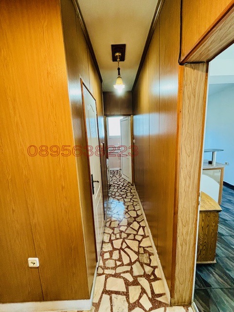 Продава  4-стаен град Шумен , Център , 120 кв.м | 88157754 - изображение [13]