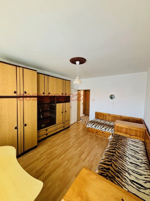 Продава  4-стаен град Шумен , Център , 120 кв.м | 88157754 - изображение [8]