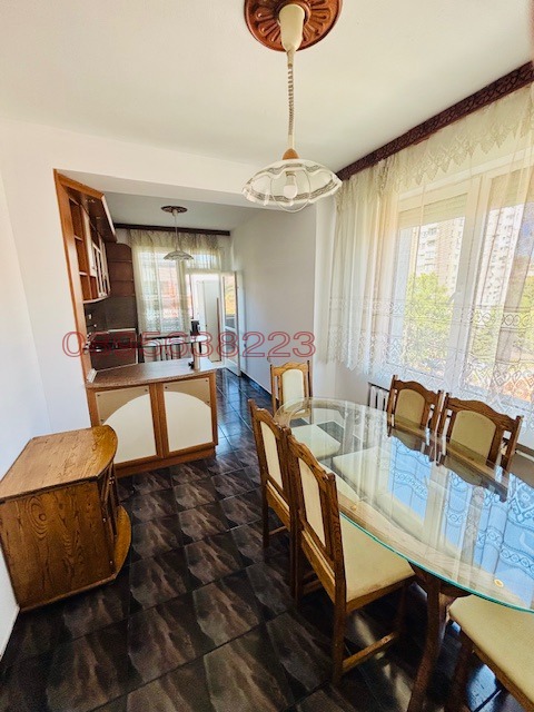 Продава  4-стаен град Шумен , Център , 120 кв.м | 88157754 - изображение [4]