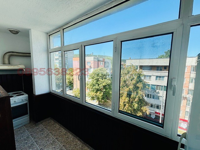 Продава  4-стаен град Шумен , Център , 120 кв.м | 88157754 - изображение [11]