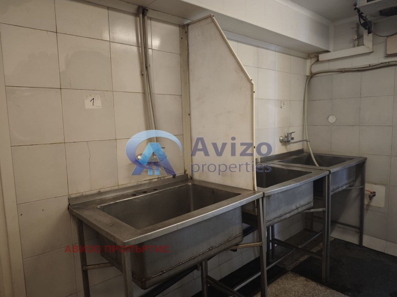 À vendre  Bâtiment industriel Sofia , Voenna rampa , 100 m² | 99218379 - image [3]