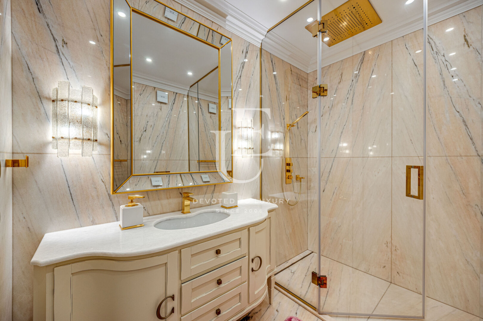 Продава 4-СТАЕН, гр. София, Изток, снимка 17 - Апартаменти - 54732258