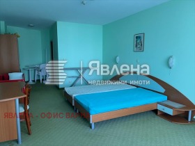 1 chambre k.k. Zlatni pyasatsi, Varna 4