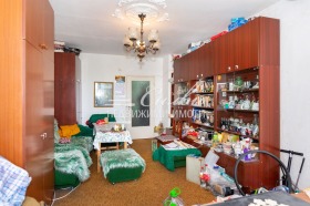 Продава 2-стаен град Шумен Болницата - [1] 