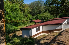 In vendita Villa