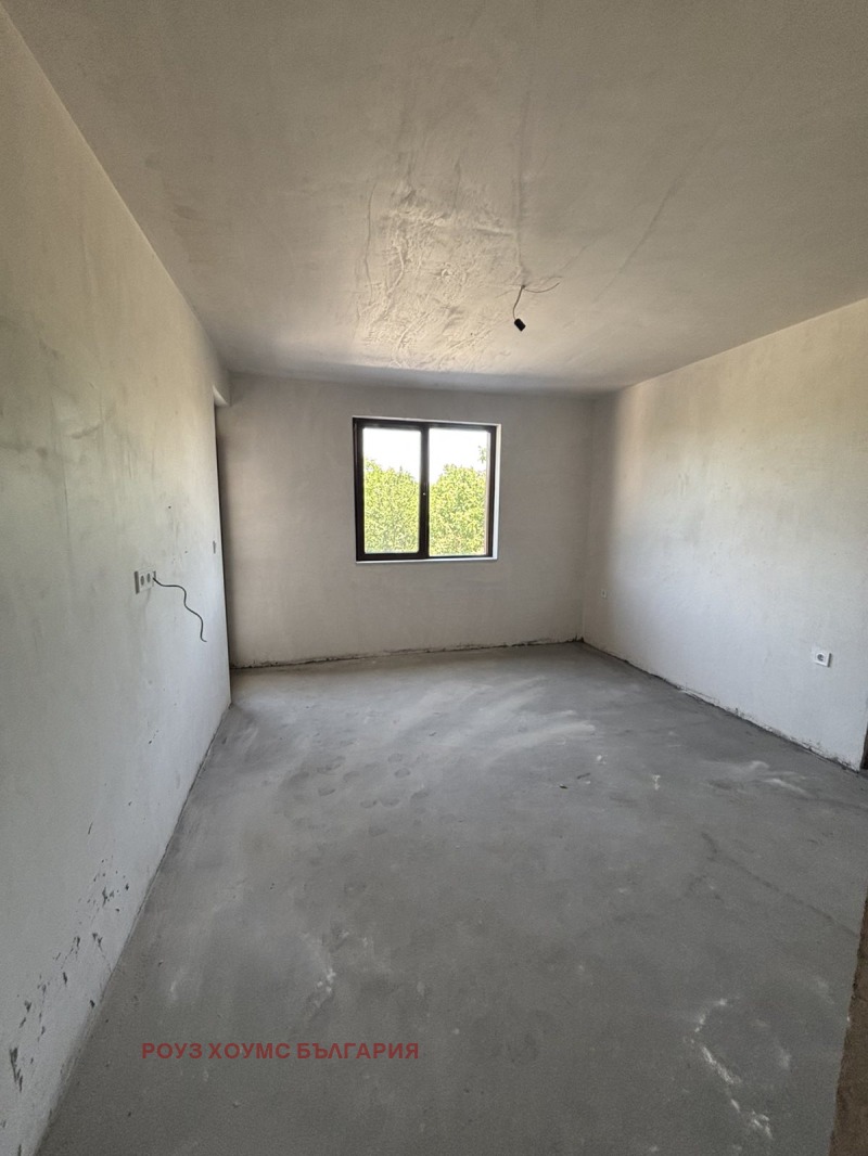De vânzare  2 dormitoare Plovdiv , Ostromila , 148 mp | 12892195 - imagine [9]