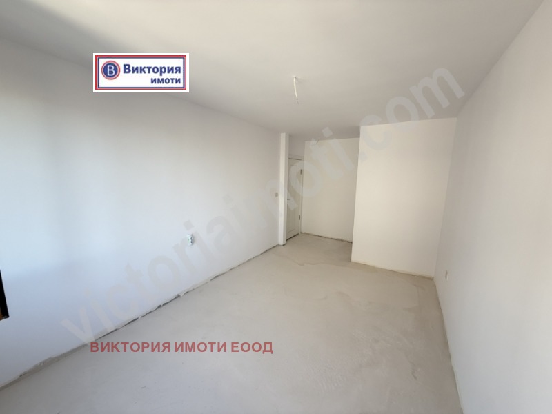 Продава 4-СТАЕН, гр. Велико Търново, Център, снимка 6 - Апартаменти - 52746094