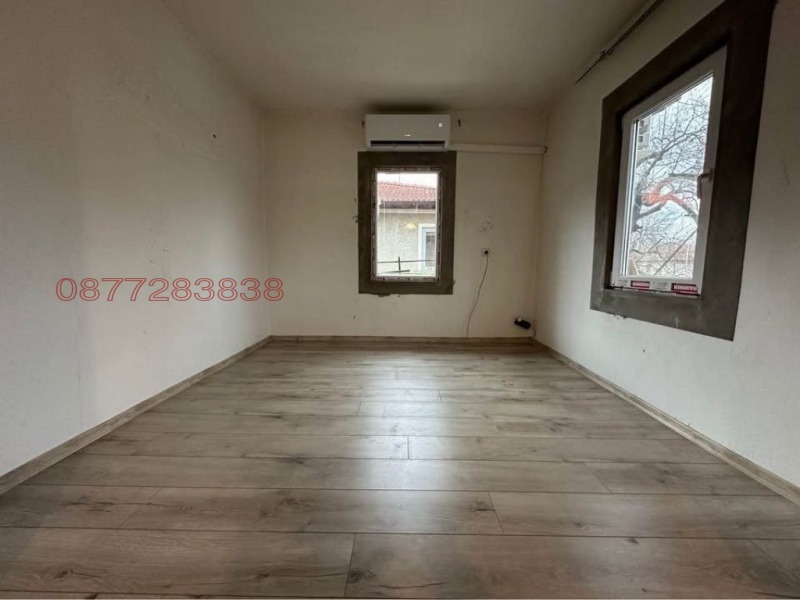 Продава КЪЩА, гр. Елена, област Велико Търново, снимка 5 - Къщи - 52779729