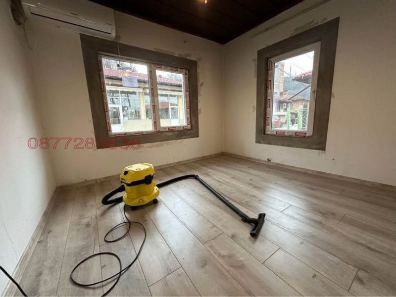 Продава КЪЩА, гр. Елена, област Велико Търново, снимка 3 - Къщи - 52779729