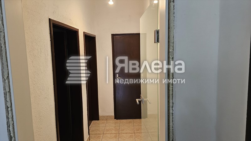 Til salgs  Butikk Sofia , Tsentar , 79 kvm | 41778317 - bilde [8]