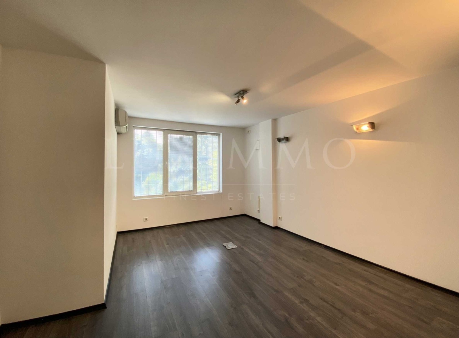 Продава ОФИС, гр. София, Оборище, снимка 6 - Офиси - 55283046