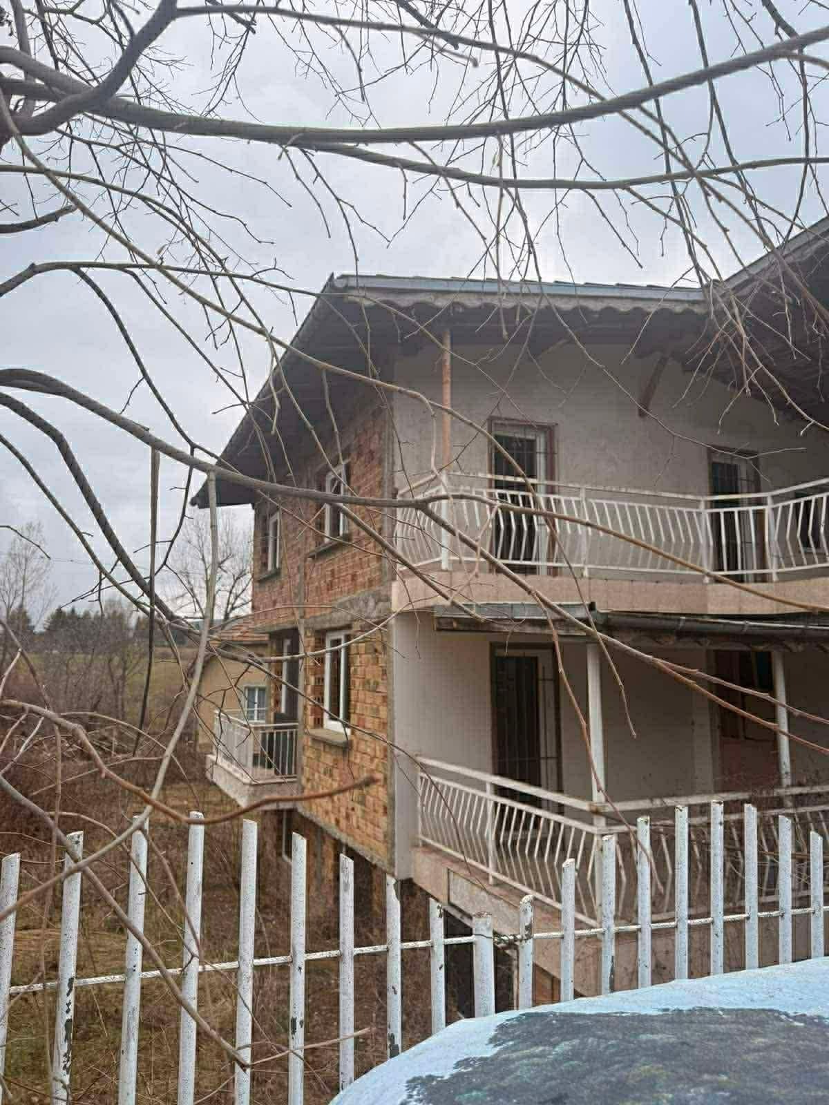 Продава КЪЩА, с. Миланово, област София област, снимка 11 - Къщи - 54079349