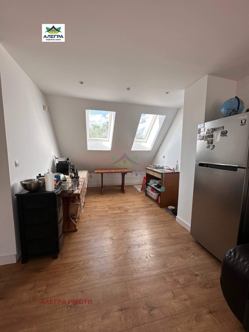Продава  3-стаен град Пазарджик , Запад , 101 кв.м | 83902684 - изображение [2]