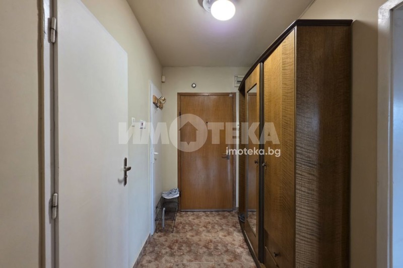 Продава 3-СТАЕН, гр. София, Карпузица, снимка 8 - Апартаменти - 52391253