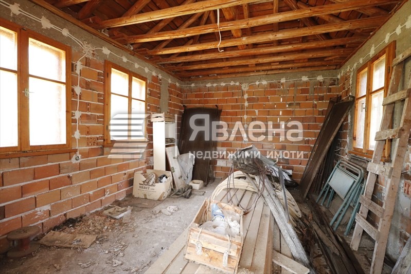 Продава КЪЩА, с. Орехово, област Смолян, снимка 16 - Къщи - 55996344
