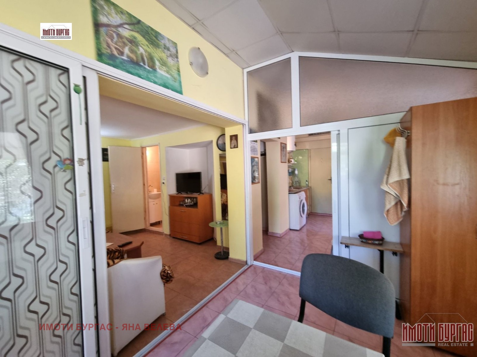 Продава ЕТАЖ ОТ КЪЩА, гр. Бургас, Ветрен, снимка 6 - Етаж от къща - 55328758