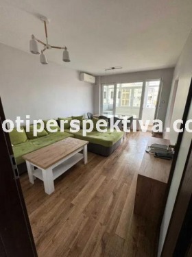 2 makuuhuonetta Kjutšuk Pariž, Plovdiv