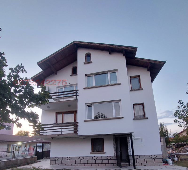 Продава  Къща град София , гр. Нови Искър , 212 кв.м | 38949539