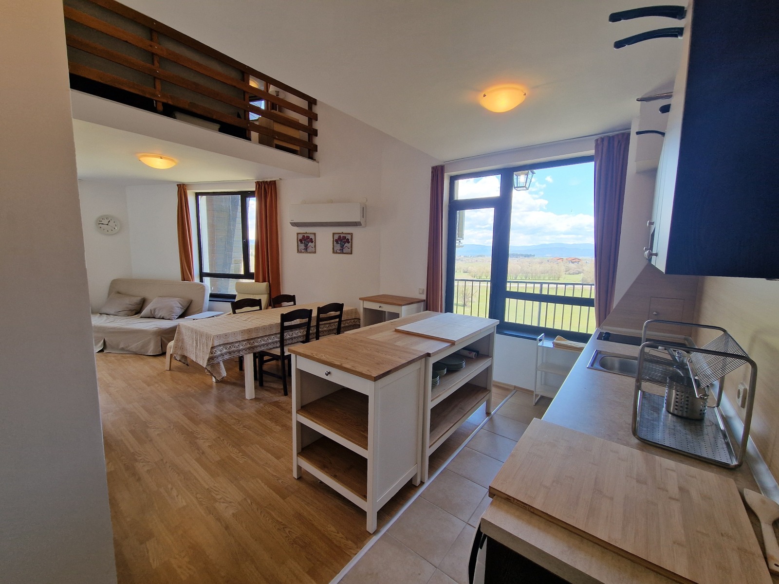 Продава 3-СТАЕН, гр. Разлог, област Благоевград, снимка 2 - Апартаменти - 54201991