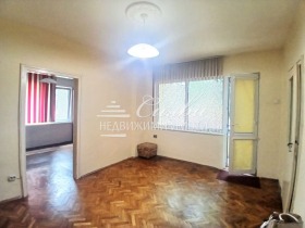 1 quarto Voenno utchilichtche, Chumen