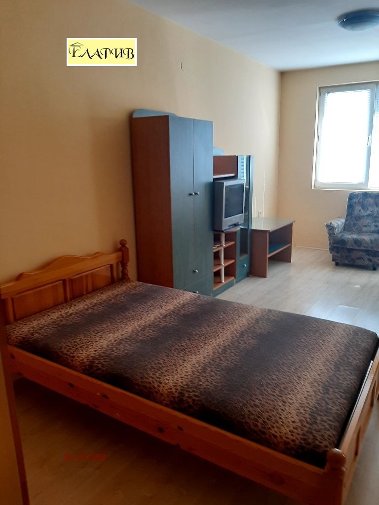 Myytävänä  Studio Ruse , Tsentar , 44 neliömetriä | 56209154