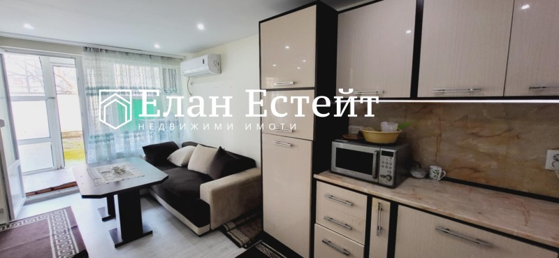 For Sale  1 bedroom Burgas , Vazrazhdane , 57 sq.m | 84274433