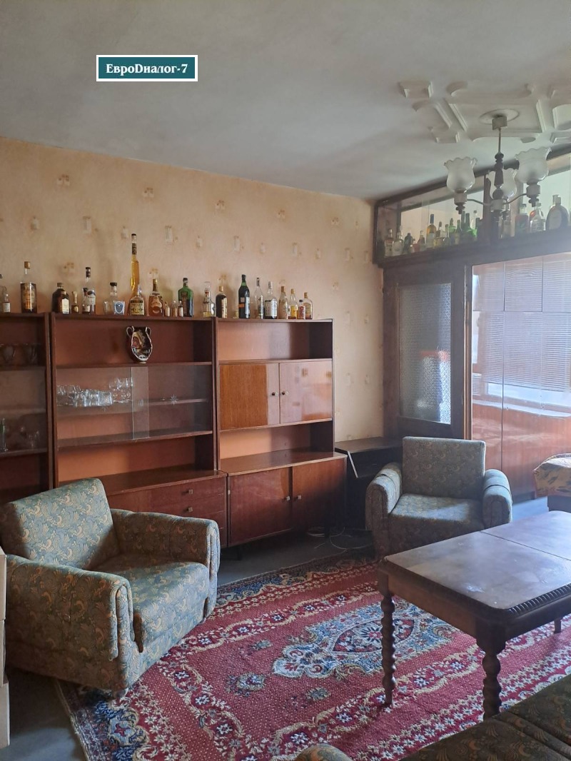 Продава  2-стаен град Пловдив , Христо Смирненски , 58 кв.м | 40877378