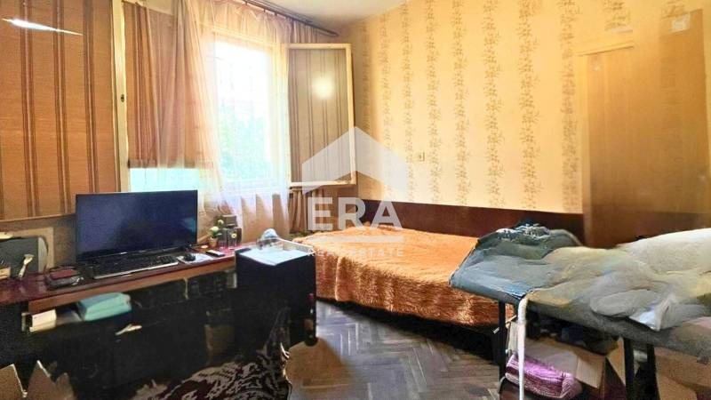 Продава 4-СТАЕН, гр. Търговище, Център, снимка 11 - Aпартаменти - 48231834