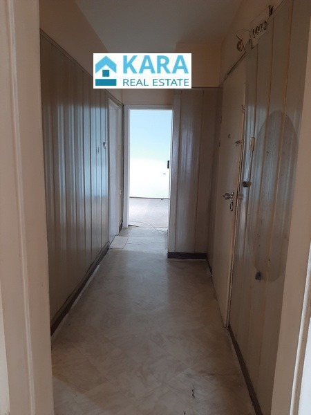 Продава МНОГОСТАЕН, гр. Кърджали, Център, снимка 8 - Апартаменти - 53882499